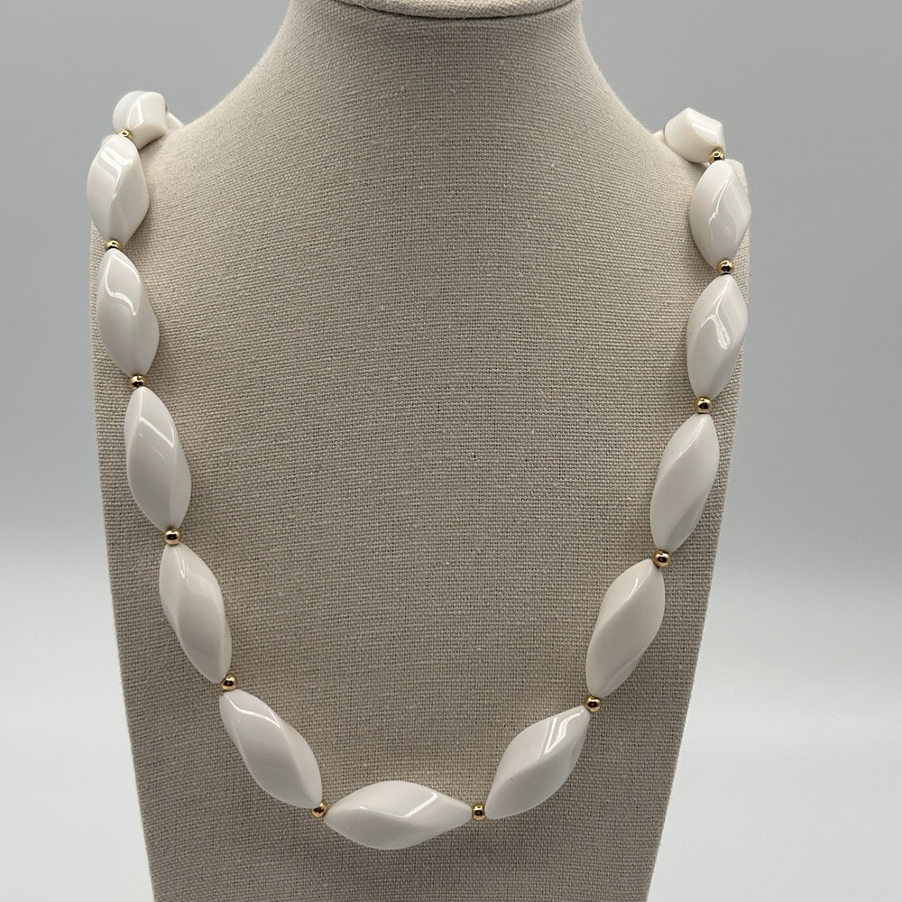 Vintage Trifari Necklace Gold tone White Lucite Single Strand Spacer Bead 14"